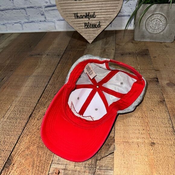 Budweiser hat - Picture 6 of 8